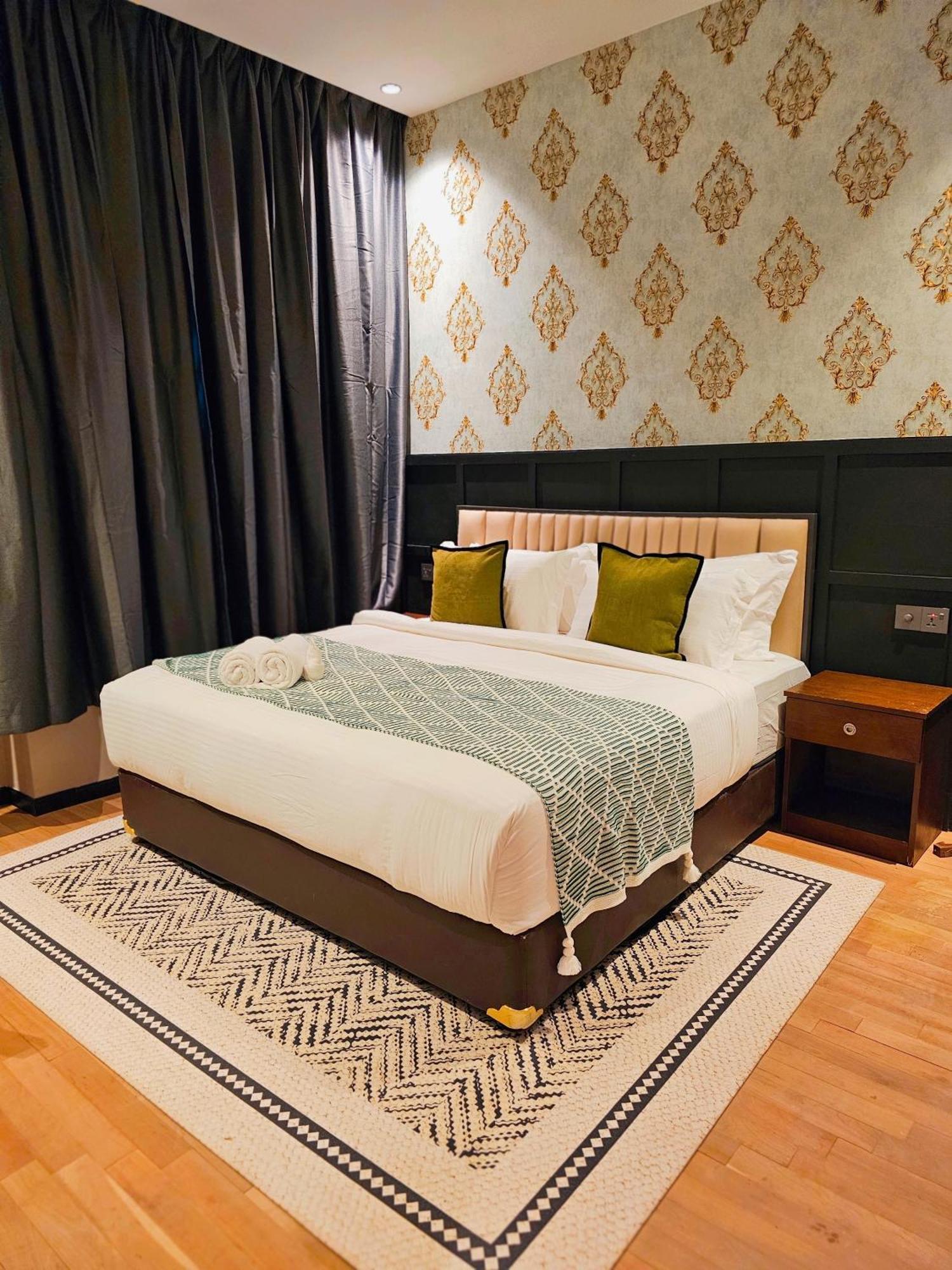 Hotel Carnarvon By Reunion 3*