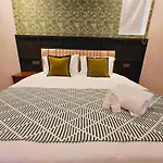 Carnarvon Suites By Reunion