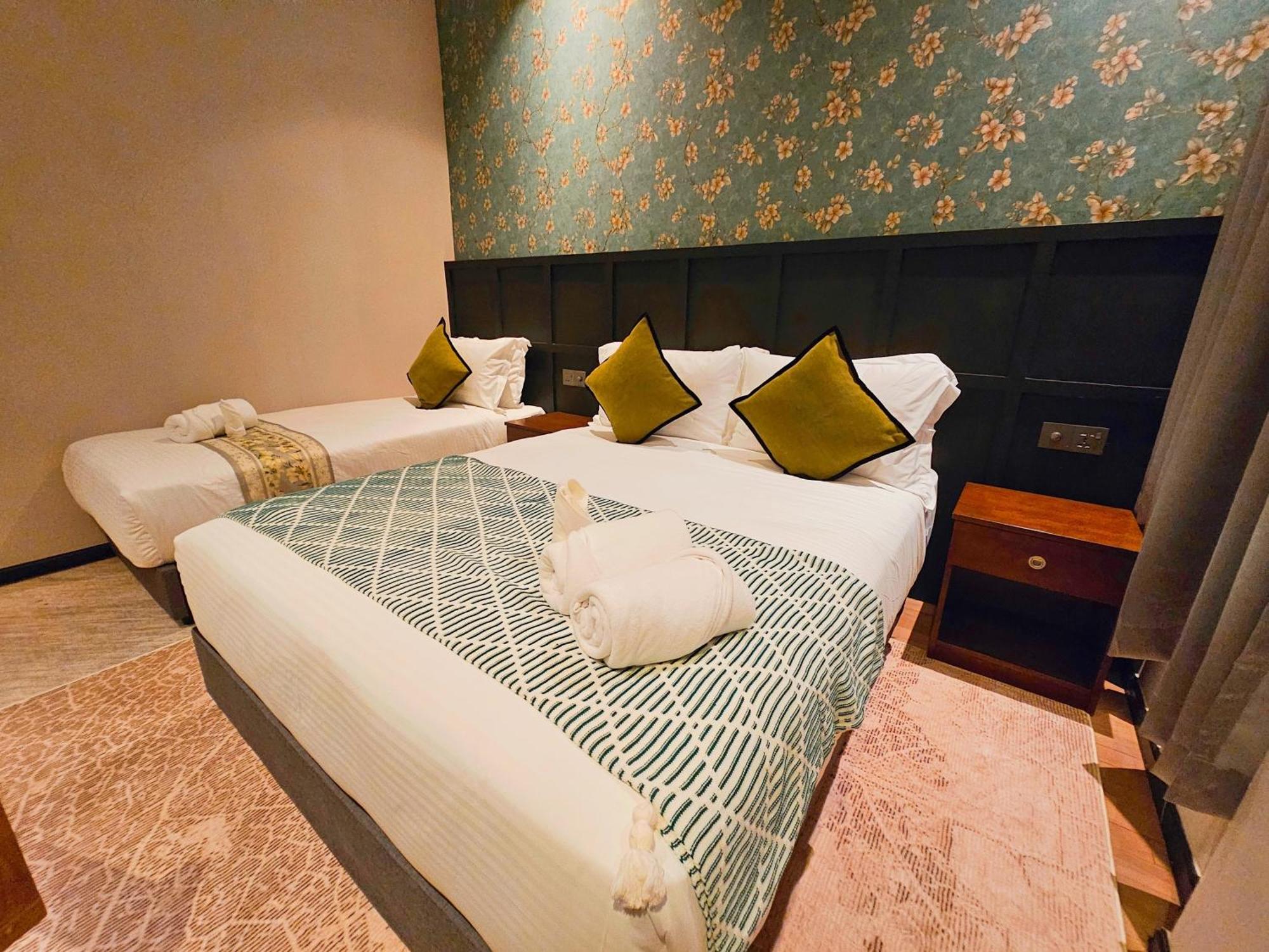 Hotel Carnarvon By Reunion 3*